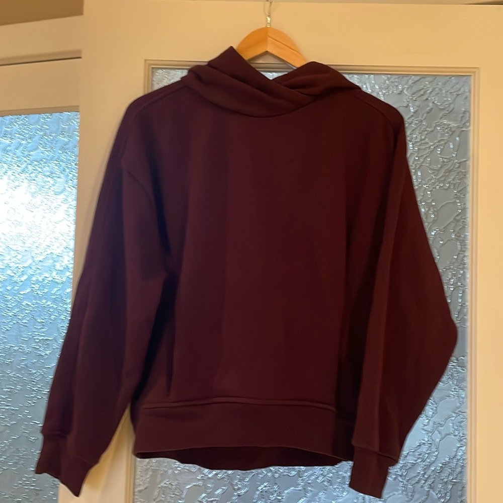 Athleta Cozy Karma Hoodie - Small Spicy Cabernet